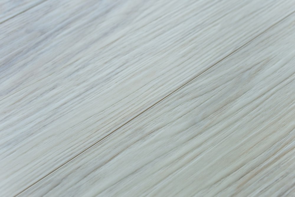 Замковая ПВХ плитка "Art Tile" Клён Жемчужный (1220*152*5 мм) — купить в Калуге