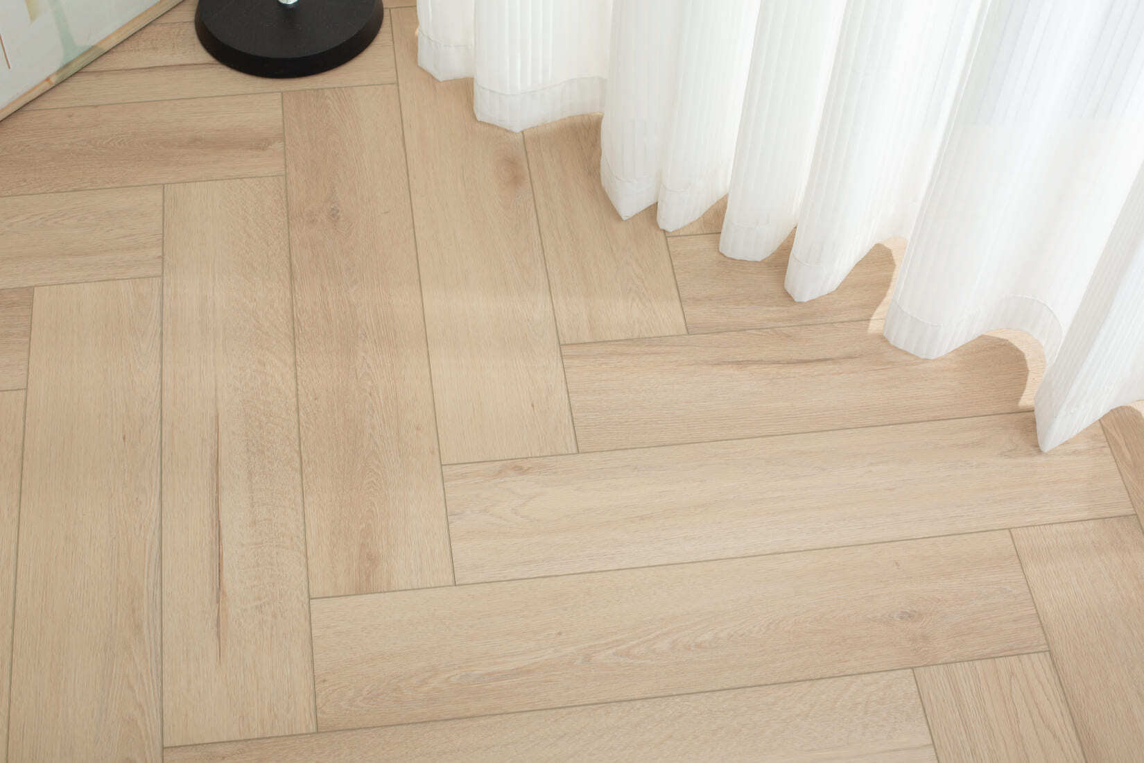 Плитка SPC "OneFloor" 3032 А,В  ЁЛКА (640*128*4 мм) — купить в Калуге