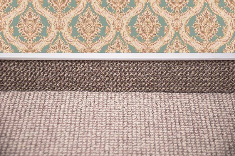 Плинтус для ковролина "Korner" Listwa светло-серый (2500*13,8*50 мм) — купить в Калуге