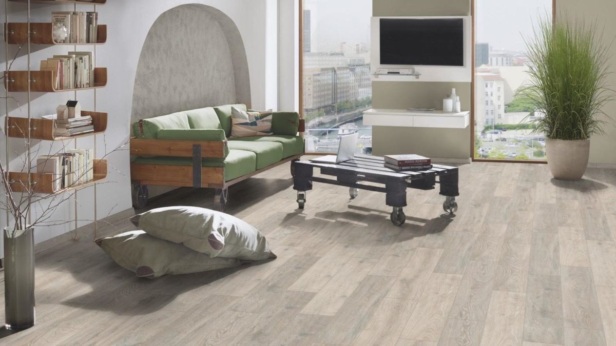 Ламинат "Kronospan" Super Natural Classic Дуб Колорадо 5543 (1285*192*8 мм) — купить в Калуге