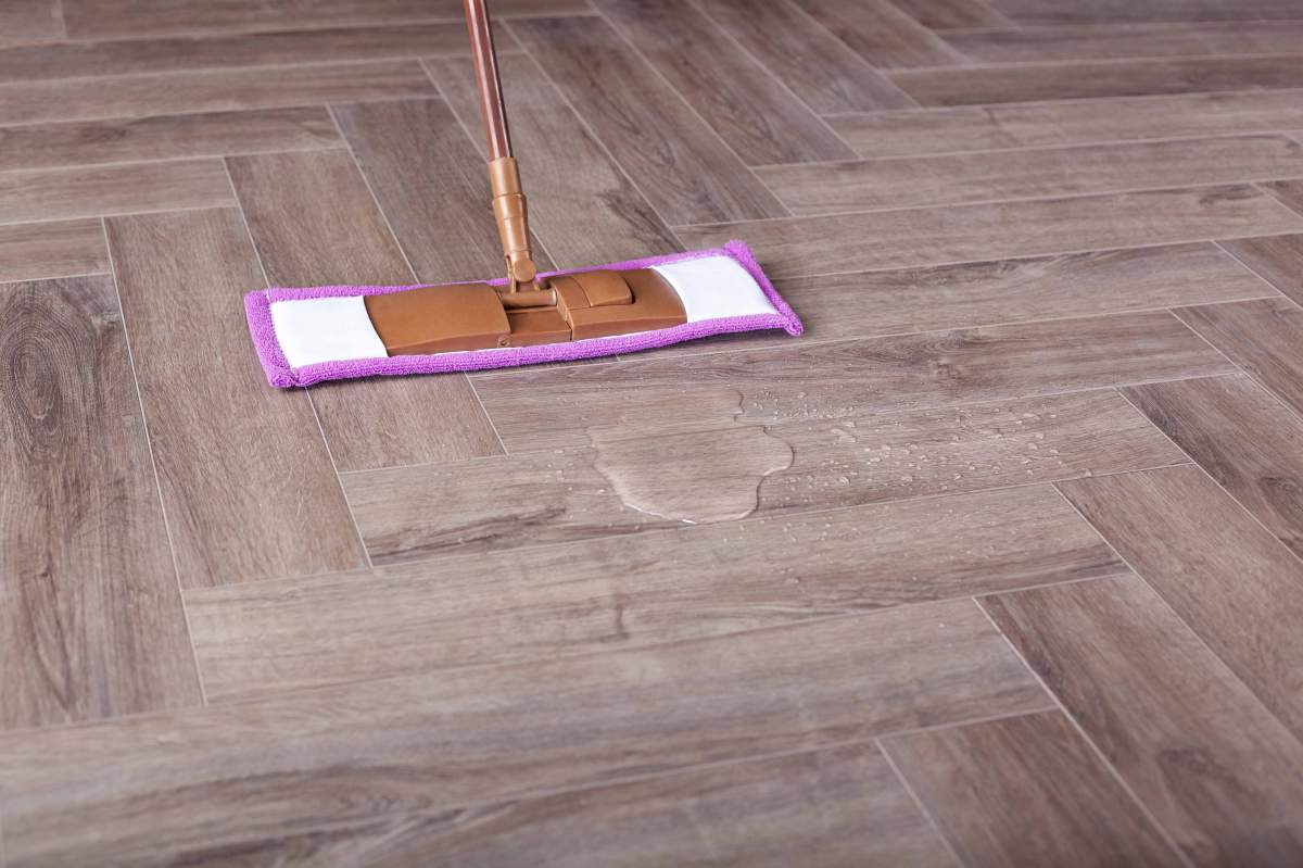 Замковая ПВХ плитка "Aberhof" Carmelita 1862 (615*123*5 мм) — купить в Калуге