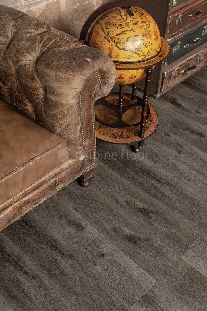 Замковая ПВХ плитка "Alpine Floor" Дуб торфяной  (1524*180*8мм) — купить в Калуге