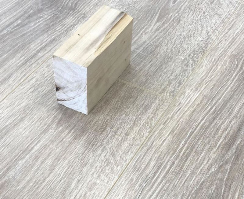 Ламинат "SunFloor" 8/32 4V Дуб Джонсон 32 (1380*193*8 мм) — купить в Калуге