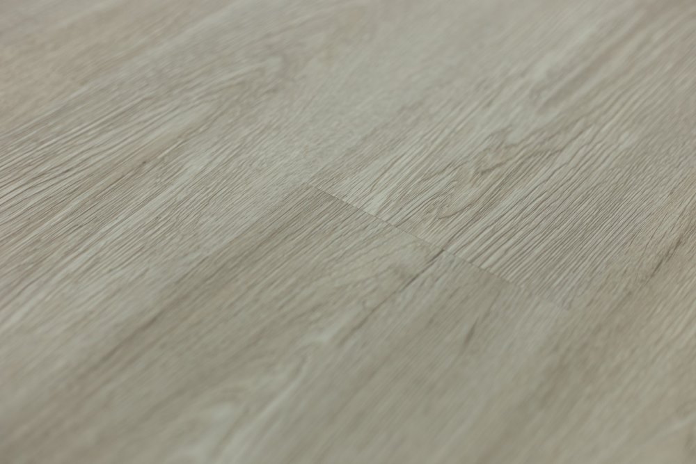 Замковая ПВХ плитка "Art Tile" Дуб Британь (920*150*4 мм) — купить в Калуге