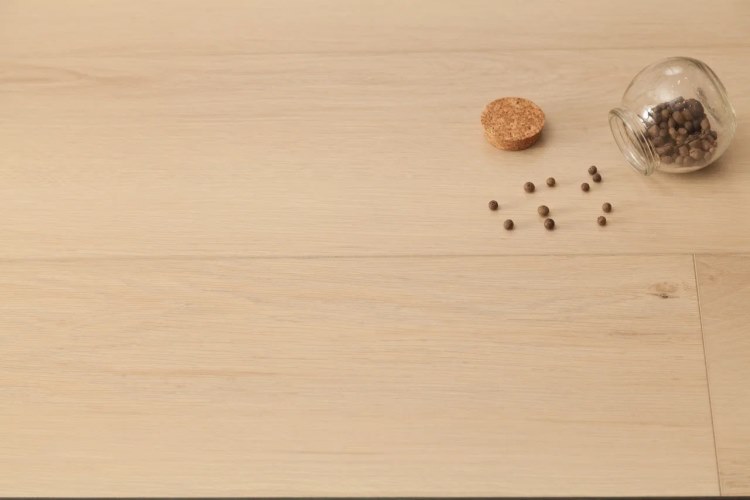 Плитка ПВХ "Bonkeel" Line 201 (1220*183*4 мм) — купить в Калуге