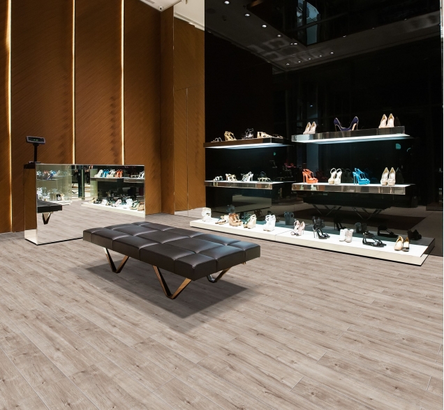 SPC ламинат "Royce" Sense Дуб Кааба 705 (1200*180*4 мм) — купить в Калуге