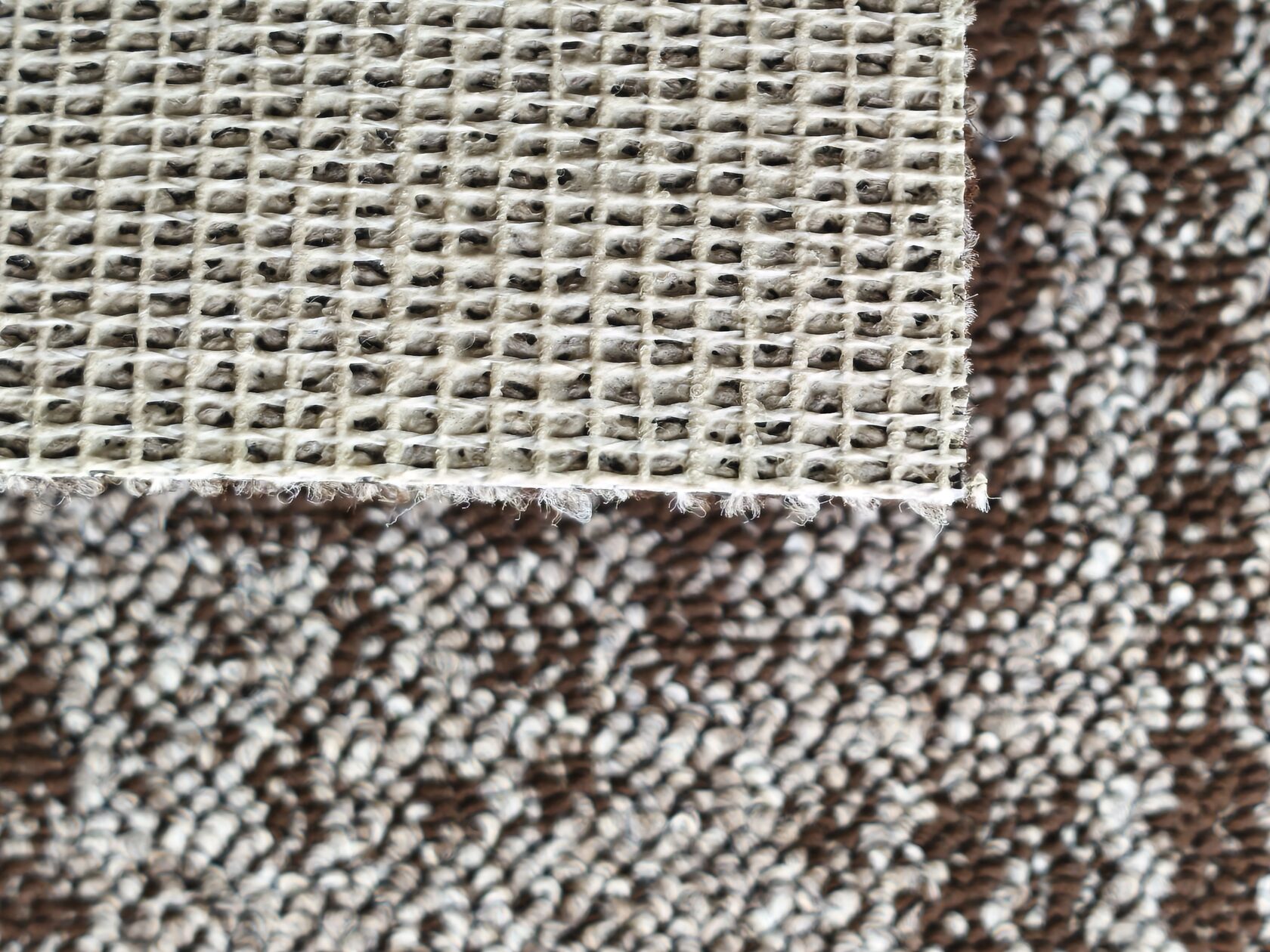 Ковровое покрытие "Bonkeel" Soul One Brown (ширина 4м) — купить в Калуге