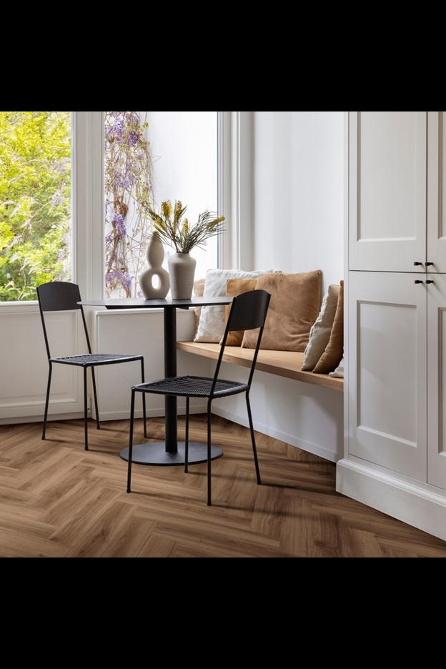 Замковая ПВХ плитка Classic Oak 24844 (630*126*6 мм) — купить в Калуге