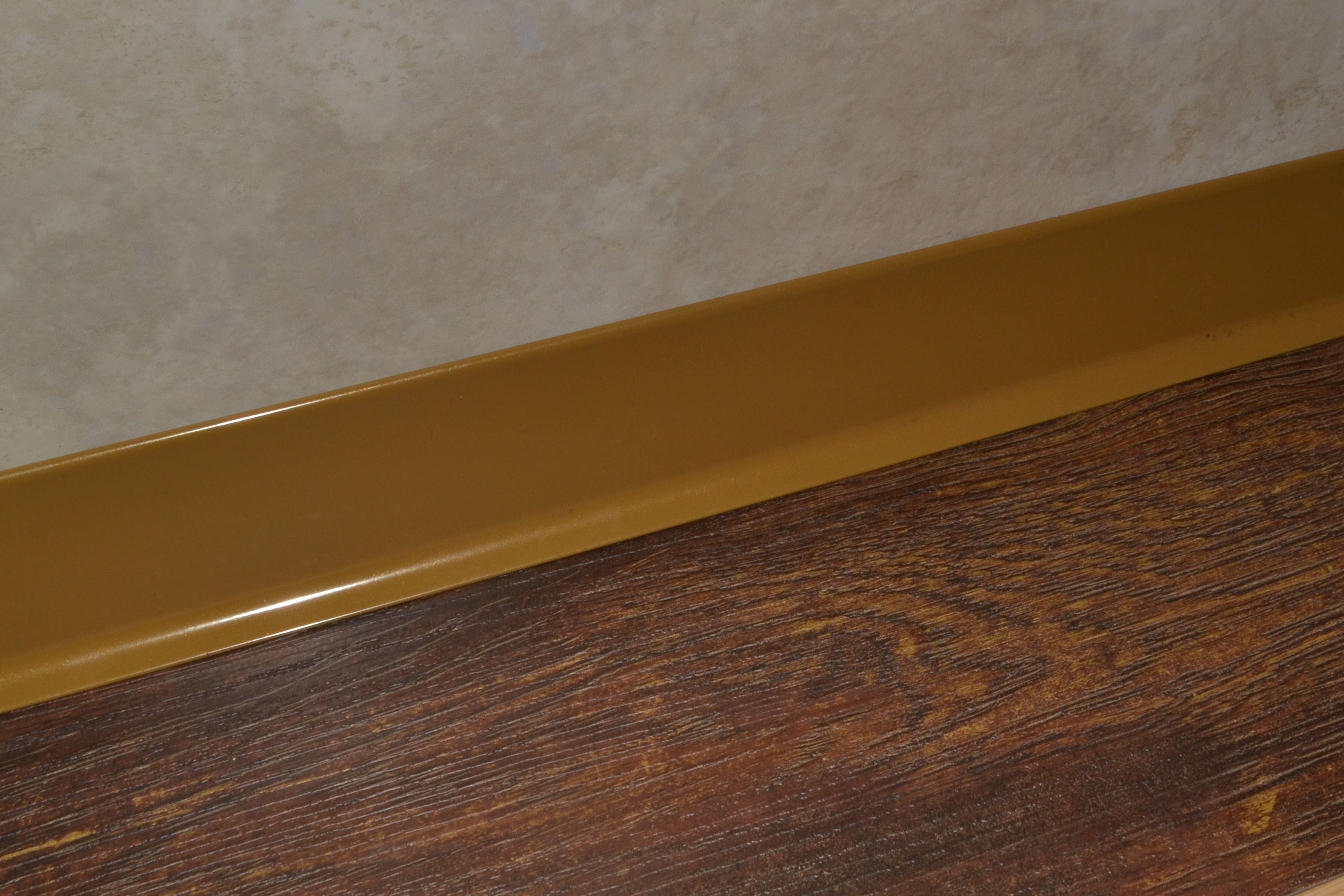 Плинтус алюминиевый L-образный золотой (2500*11*60 мм) — купить в Калуге