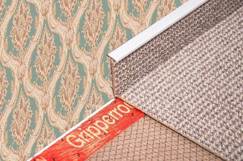 Плинтус для ковролина "Korner" Listwa светло-серый (2500*13,8*50 мм) — купить в Калуге