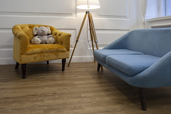 Усовершенствованная кварц-виниловая плитка «Damy Floor» Дуб Имбирный (1227*187*2,5 мм) — фото и характеристики